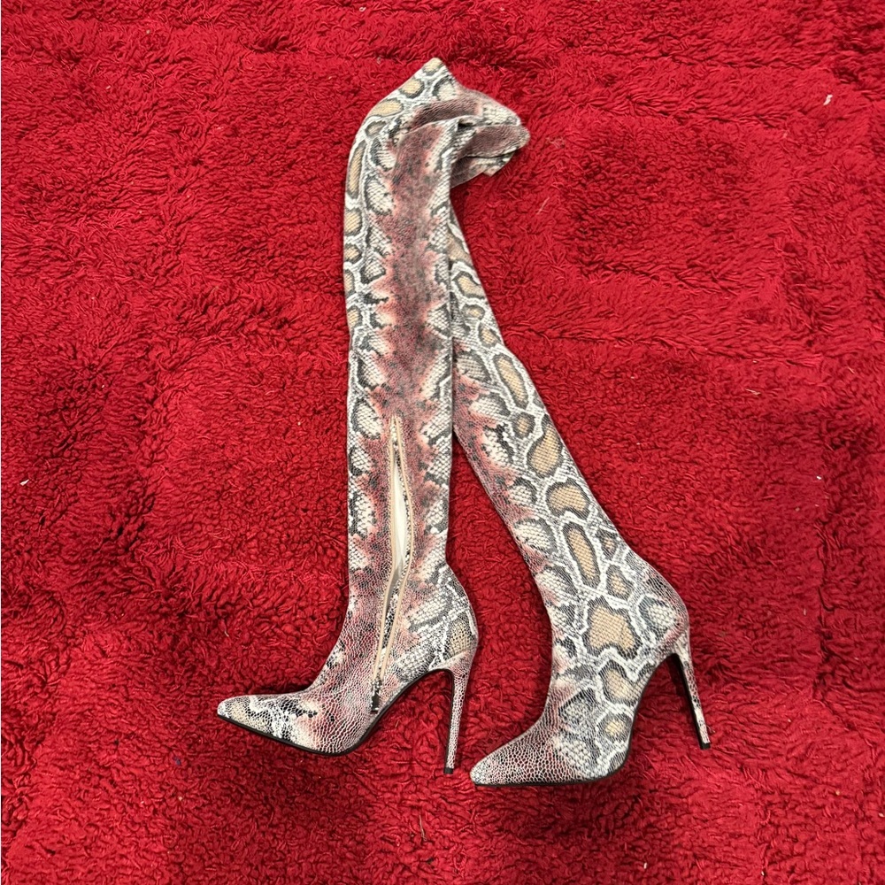 Cheetah print cloth knee high boots